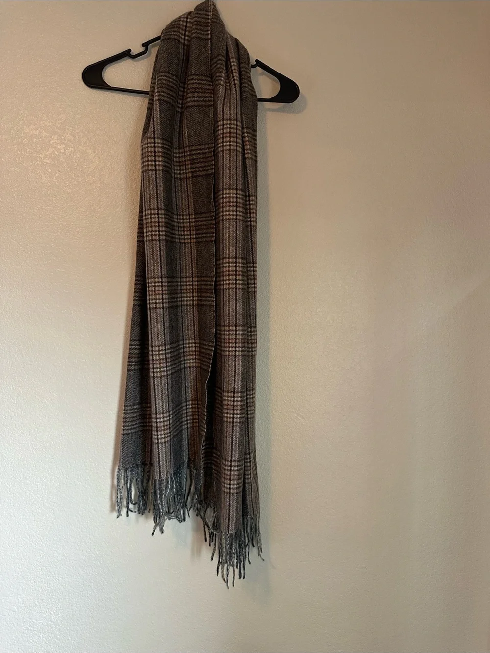 Plaid Fringe Women's Scarf - Brown Gray